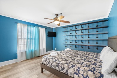 Investor's Dream! Welcome to 304B South Hillside Drive, North