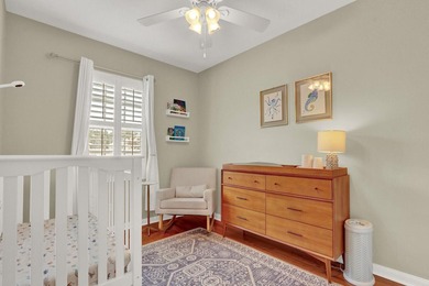 Impeccable 3 BR / 2.5 BA / 2 car garage duplex townhome - photo 29