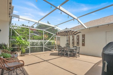 Impeccable 3 BR / 2.5 BA / 2 car garage duplex townhome - photo 30