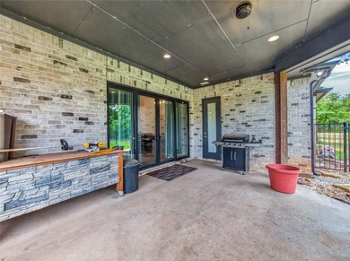 Custom-built 3-bedroom, 2 full bath, 2 half bath home located in - photo 31