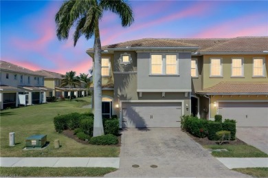 (private lake, pond, creek) Townhome/Townhouse For Sale in Fort Myers Florida