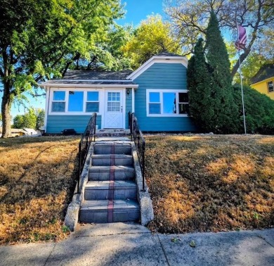 East Okoboji Lake  Home For Sale in Spirit Lake Iowa