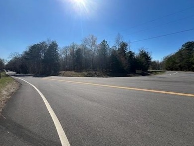 (private lake, pond, creek) Acreage For Sale in Decatur Tennessee