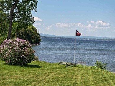 Discover your lakeside retreat on the shores of Lake Champlain - photo 13