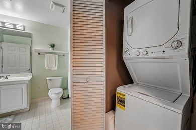 Price Improvement - Beautifully updated water view condo in - photo 15