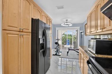 Welcome to this charming 3-bedroom, 2-bathroom, 1-car garage - photo 8