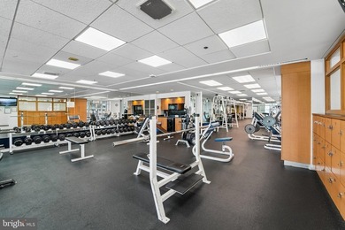 Price Improvement - Beautifully updated water view condo in - photo 22