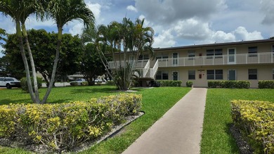 Welcome to this beautifully maintained 2-bedroom, 1.5-bath home - photo 3
