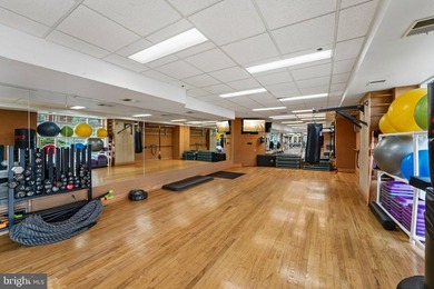 Price Improvement - Beautifully updated water view condo in - photo 28