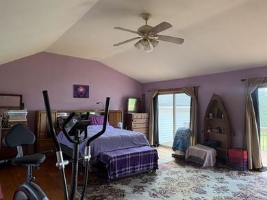 Discover your lakeside retreat on the shores of Lake Champlain - photo 31