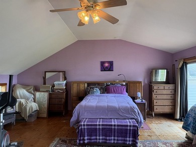 Discover your lakeside retreat on the shores of Lake Champlain - photo 32