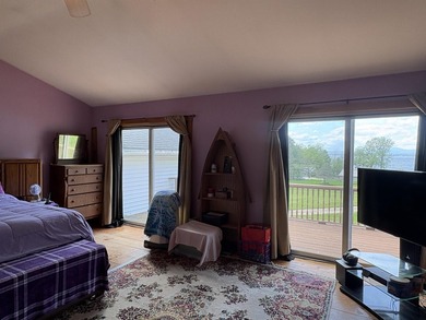 Discover your lakeside retreat on the shores of Lake Champlain - photo 34