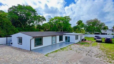 BEAUTIFUL HOME!! 4 bedrooms and 2 bathrooms, this property - photo 1