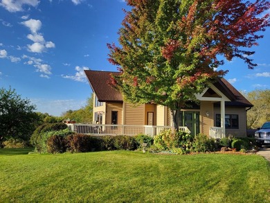 Waterfront home! Beautiful Lake Carroll home with 4 bedrooms, 3 - photo 9