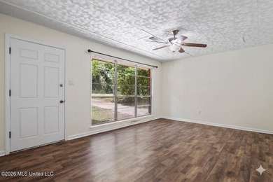 Discover the perfect blend of comfort, convenience, and coastal - photo 5