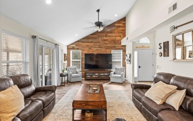 Lake Condo For Sale in Manorville, New York