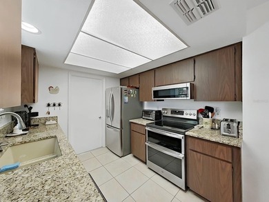 Looking for an exceptional active adult golf community in Tampa - photo 11