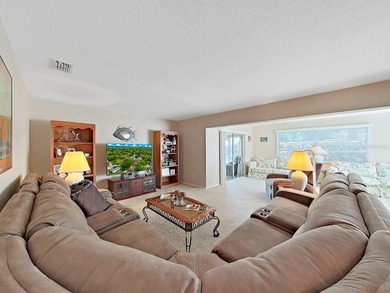 Looking for an exceptional active adult golf community in Tampa - photo 14