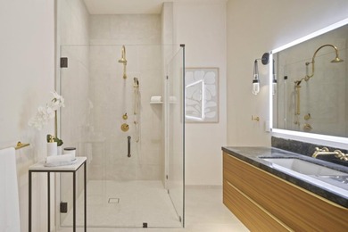 Modern elegance meets coastal charm in this stunning penthouse - photo 15