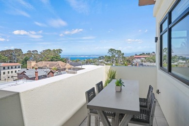 Modern elegance meets coastal charm in this stunning penthouse - photo 18