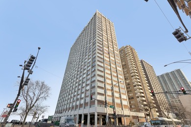 Lake Michigan - Cook County Condo Active Under Contract in Chicago Illinois