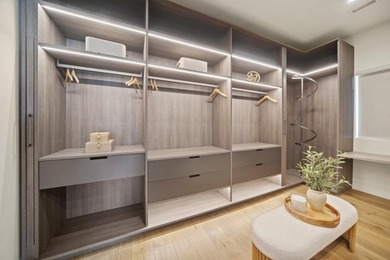Modern elegance meets coastal charm in this stunning penthouse - photo 25