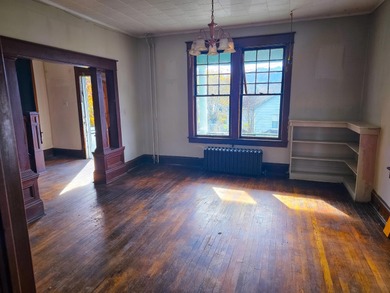Charming 3-Bedroom Home in the Heart of Hinton, WV with River - photo 6