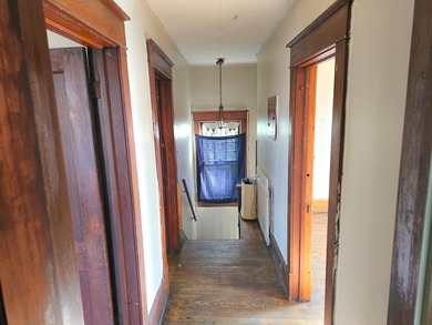 Charming 3-Bedroom Home in the Heart of Hinton, WV with River - photo 10