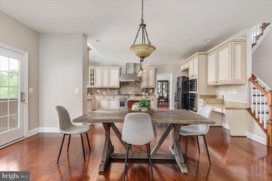 **OPEN SAT 7/18 2-4PM & SUN 7/19 2-4PM** Welcome to luxury - photo 12