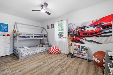 BACK ON THE MARKET AT NO FAULT TO SELLER! Move right into this - photo 26