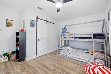 BACK ON THE MARKET AT NO FAULT TO SELLER! Move right into this - photo 27
