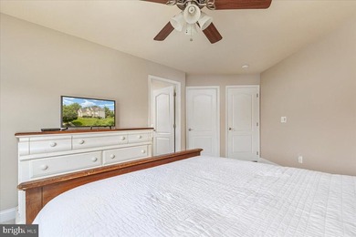 **OPEN SAT 7/18 2-4PM & SUN 7/19 2-4PM** Welcome to luxury - photo 35