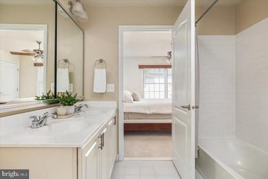 **OPEN SAT 7/18 2-4PM & SUN 7/19 2-4PM** Welcome to luxury - photo 37