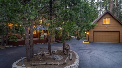 If you're looking for the perfect cabin for you and all of your - photo 4