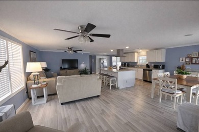 (private lake, pond, coastal) Home For Sale in St. Petersburg Florida