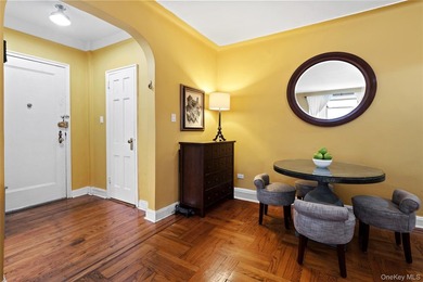 Welcome home to this beautiful 1 bedroom in the Hampshire - photo 5