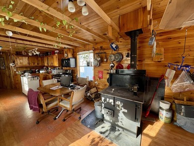 One-of-a-kind home tucked away on a private, 5.71+/- acre - photo 9