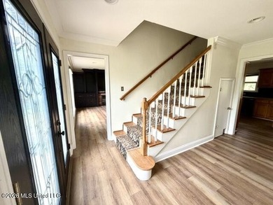 Welcome to this beautiful two s tory residence that perfectly - photo 10