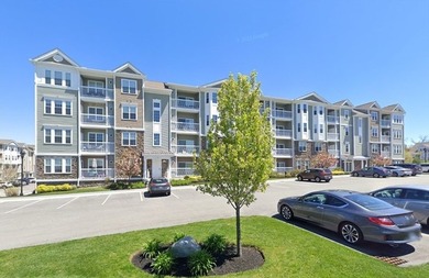 Enjoy carefree living in this desirable 62+ community! This
