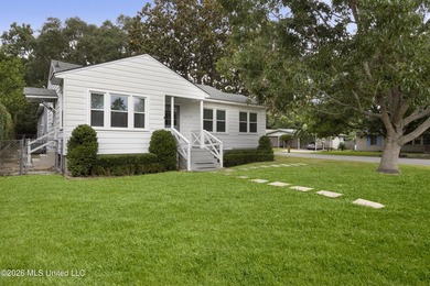 Exceptional Home with Endless Possibilities Near the Beach! This - photo 3