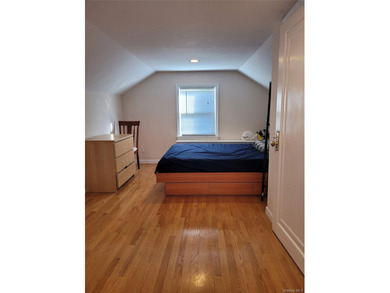 Welcome to this beautifully maintained, detached colonial on a - photo 15