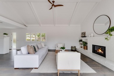 Fairway views, gorgeous light, and easy Aptos living await! Set - photo 4