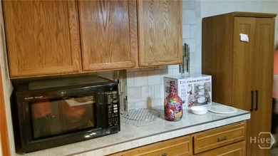 Welcome to this charming lakefront home on Lake George in Midway - photo 8