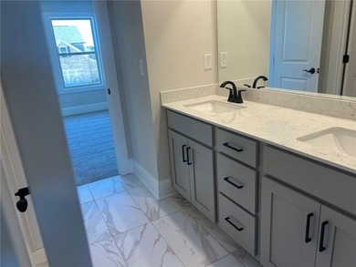 PALISADES - Plan Lot 141 - 5BR 4BA Set within the gated and - photo 12
