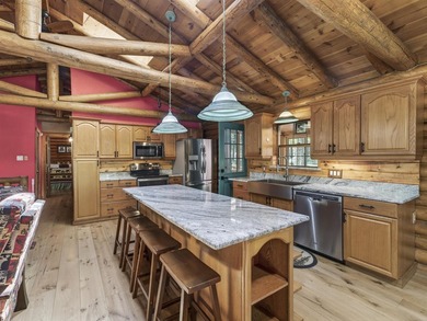 Searching for the essence of mountain living? This stunning 2 - photo 11