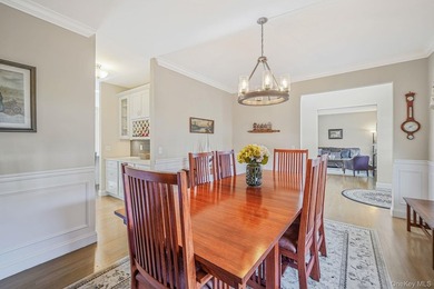 Stunning 4-Bedroom Colonial in Grand Manor Estates, East - photo 14