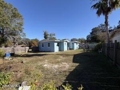 Easy access to downtown and shopping. Quiet neighborhood - photo 15