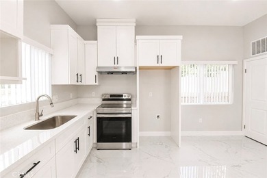 Beautifully updated property featuring a 4-bedroom, 2-bath main - photo 27