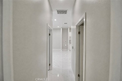 Beautifully updated property featuring a 4-bedroom, 2-bath main - photo 29