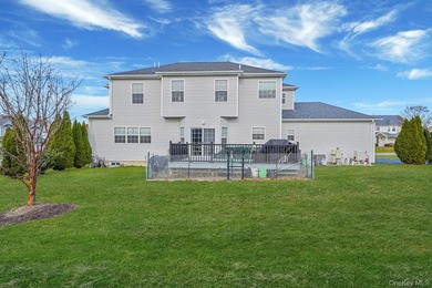 Stunning 4-Bedroom Colonial in Grand Manor Estates, East - photo 31